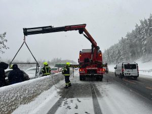 19ab3ce4-7144-4b17-af94-21d491f5ee5b