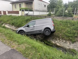 IMG_3704482486040644806